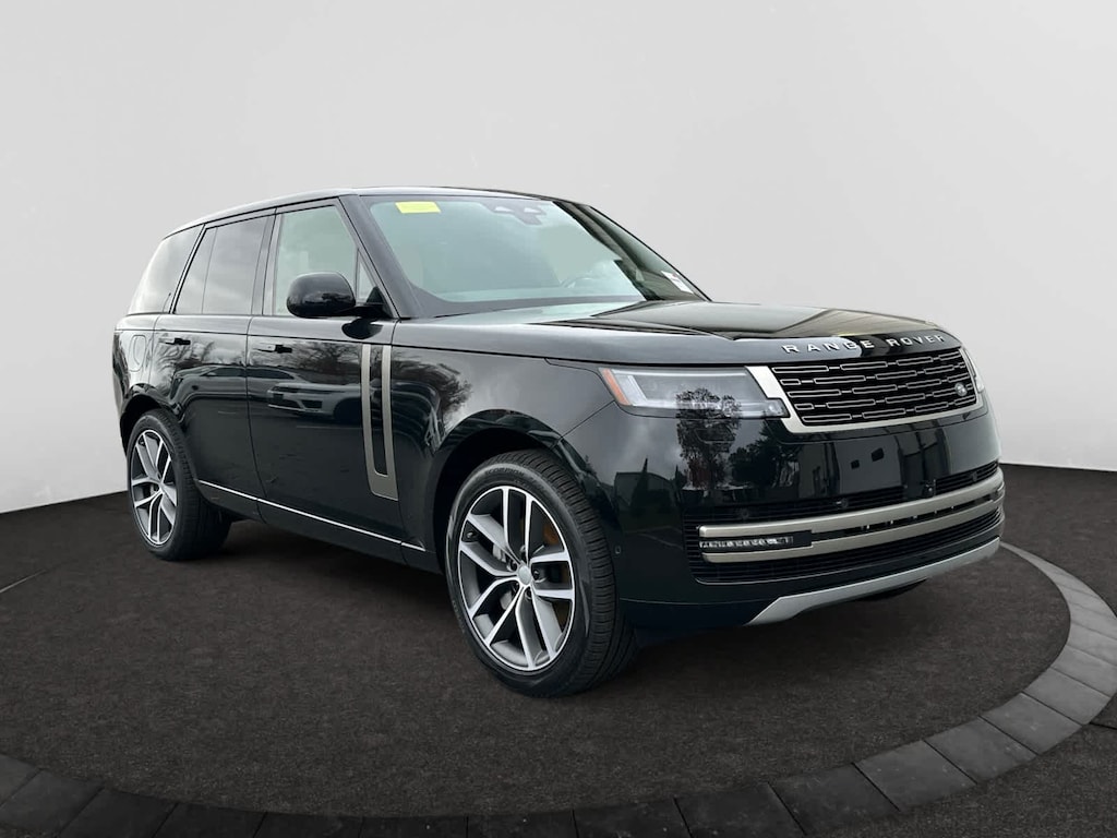 New 2025 Land Rover Range Rover SE SWB SUV