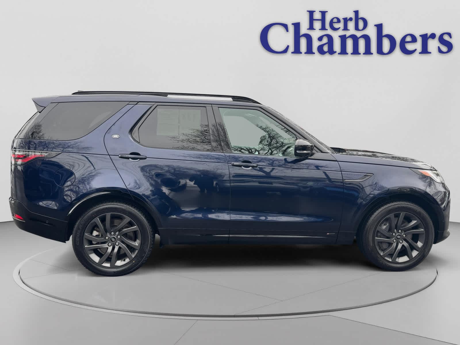 used 2021 Land Rover Discovery car, priced at $26,500