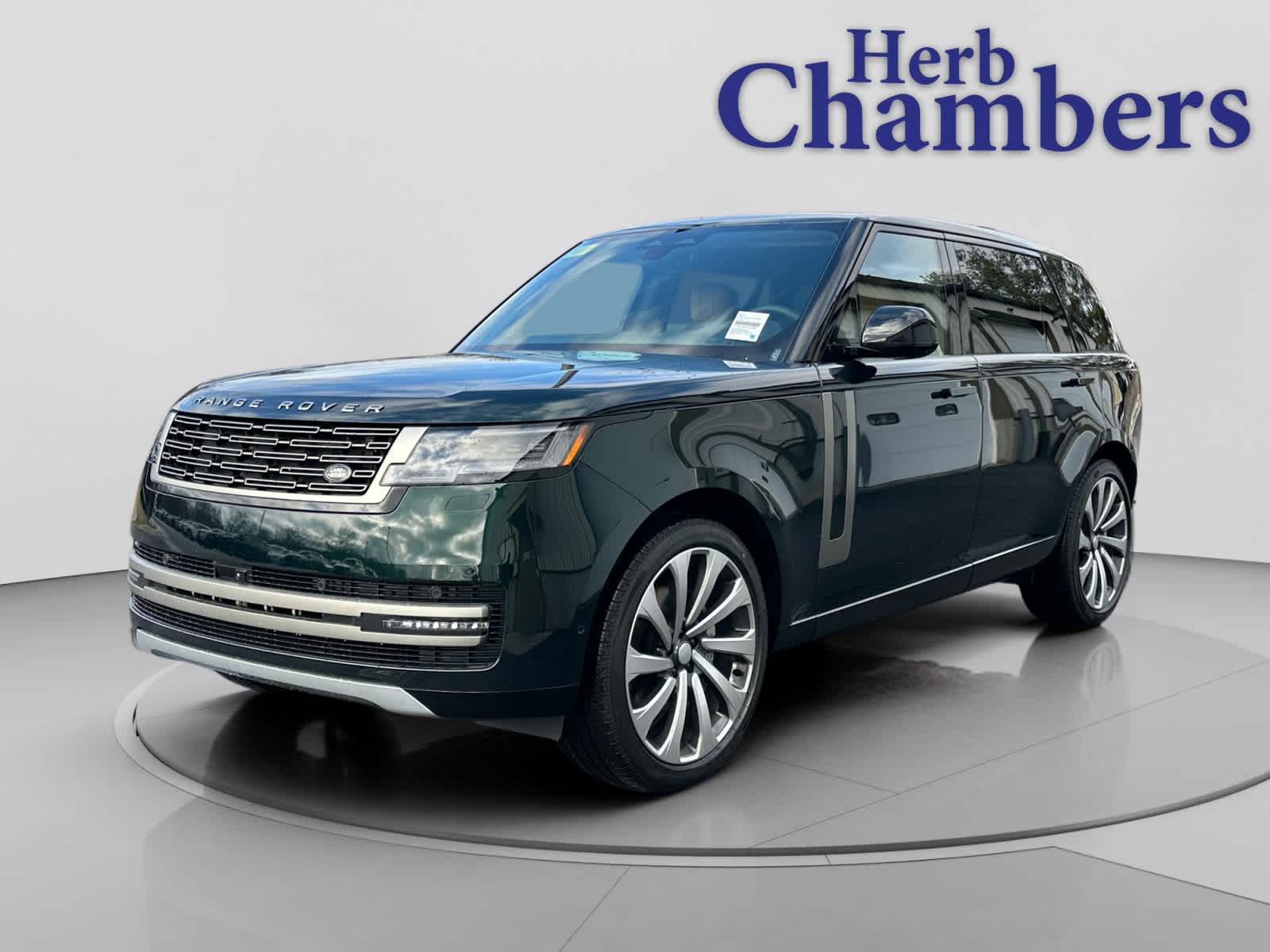 2025 Land Rover Range Rover SE