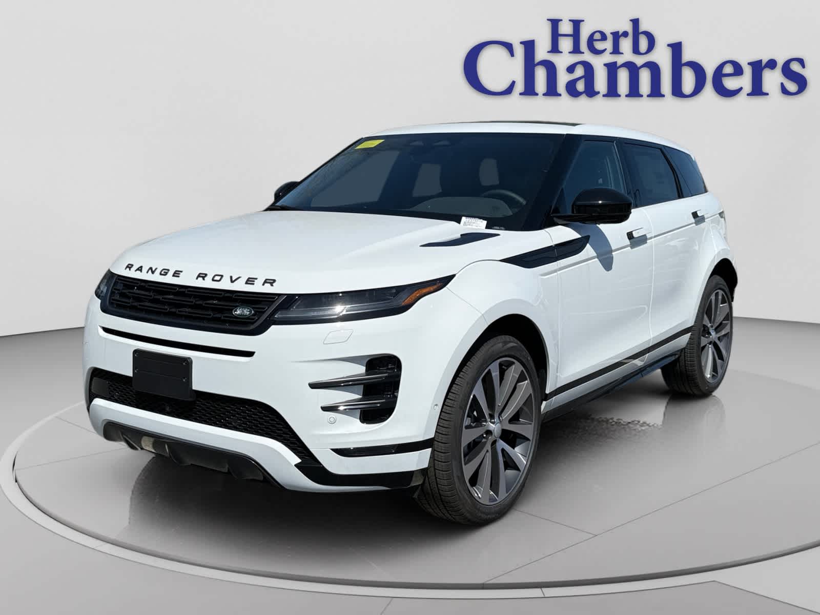 2026 Land Rover Range Rover Evoque Dynamic SE