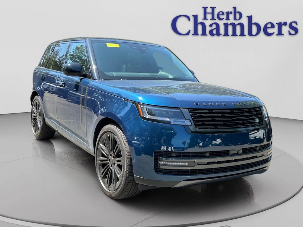 New 2026 Land Rover Range Rover SE SWB SUV