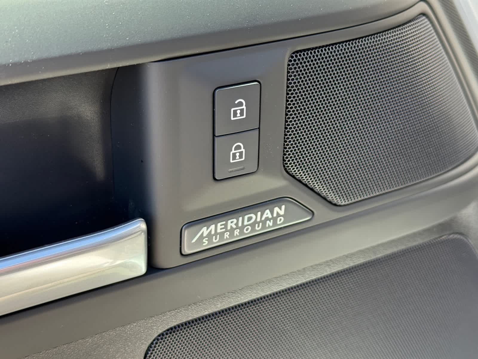 new 2026 Land Rover Defender 110 car, priced at $87,566