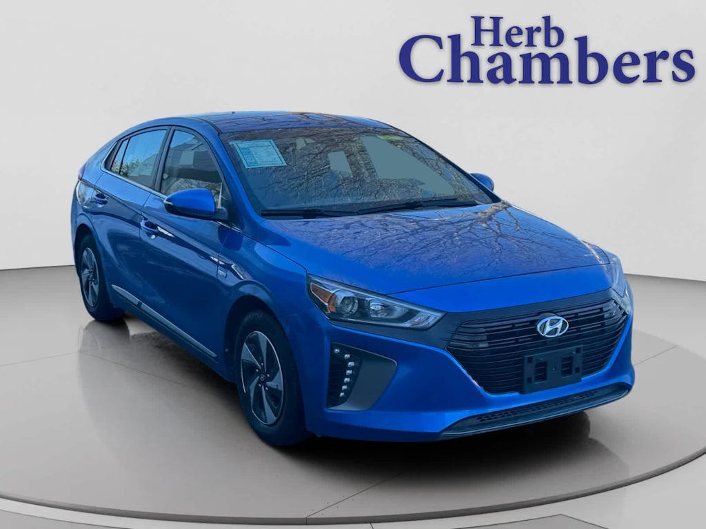 Used 2017 Hyundai Ioniq Hybrid SEL Hatchback