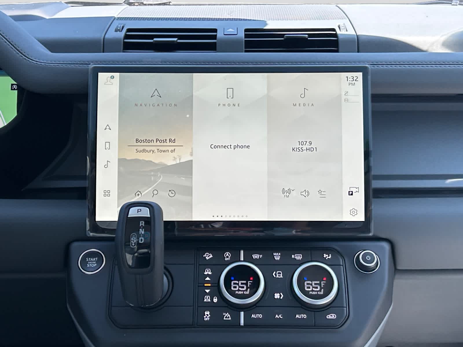 2026 Land Rover Defender V8 - Photo 14
