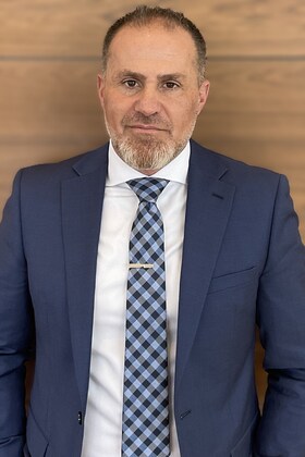 Staff member Bernard Aoun from ID_6b6f7e