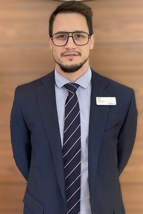 Staff member Sief Daoud from ID_52c55c