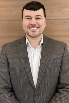 Staff member Victor DaCosta from ID_6b6f7e