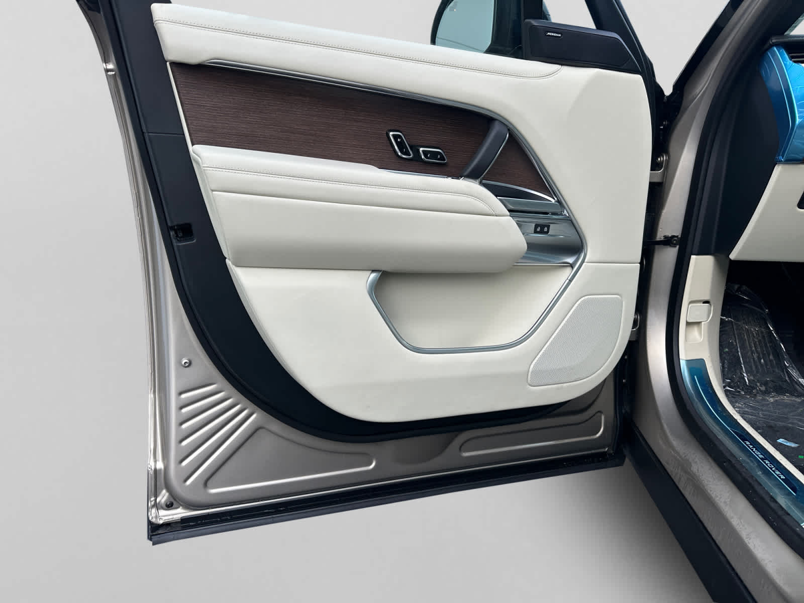 new 2026 Land Rover Range Rover car, priced at $128,405