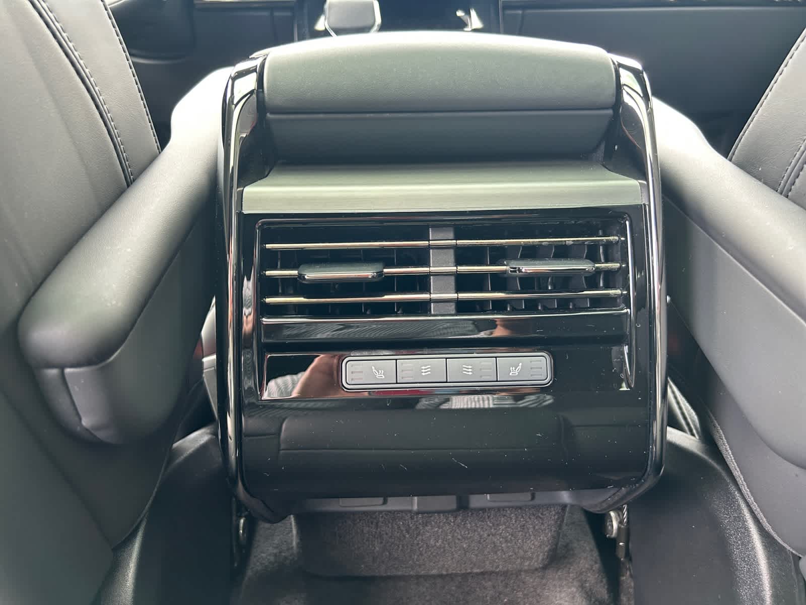 used 2024 Land Rover Range Rover Sport car, priced at $73,594