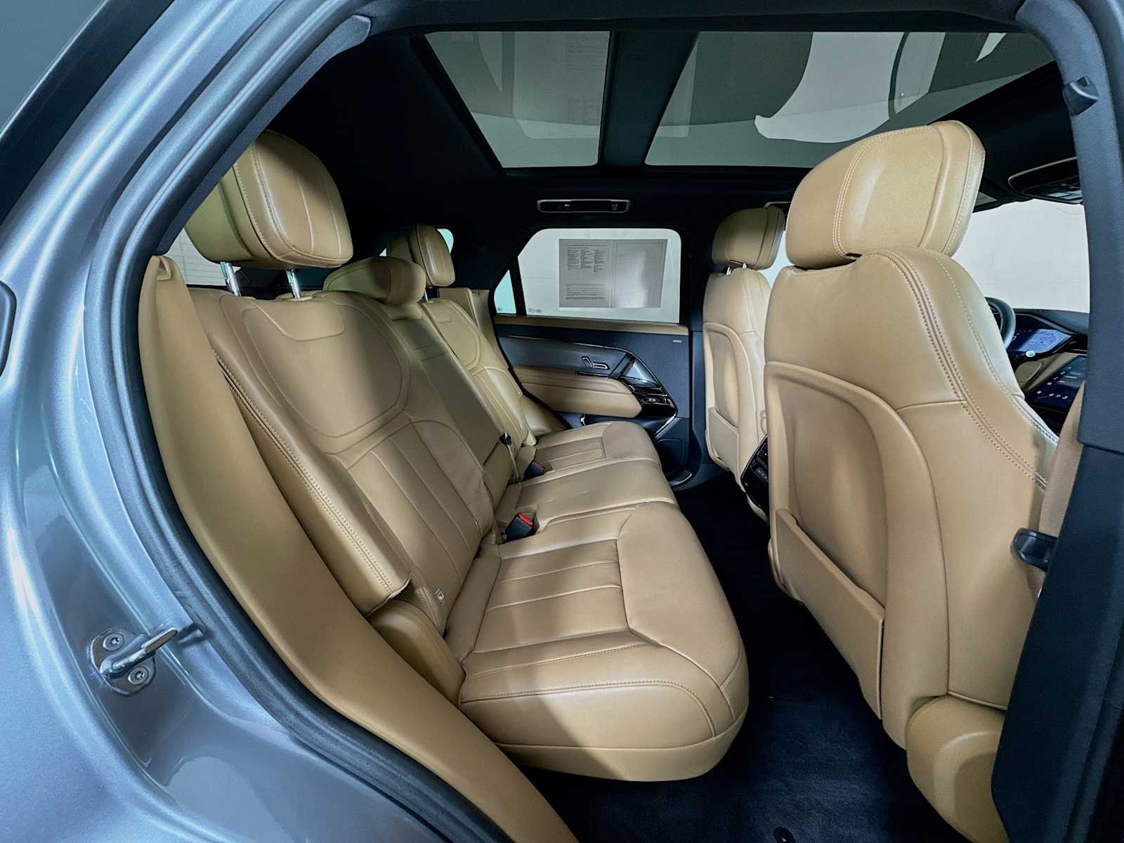 used 2023 Land Rover Range Rover Sport car, priced at $61,788