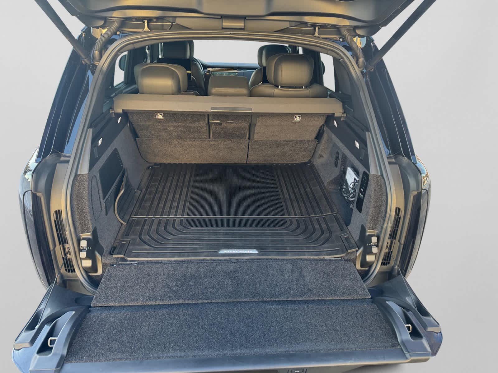 used 2023 Land Rover Range Rover car, priced at $86,500