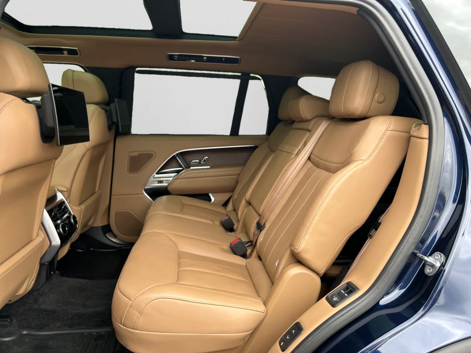 used 2023 Land Rover Range Rover car, priced at $91,988