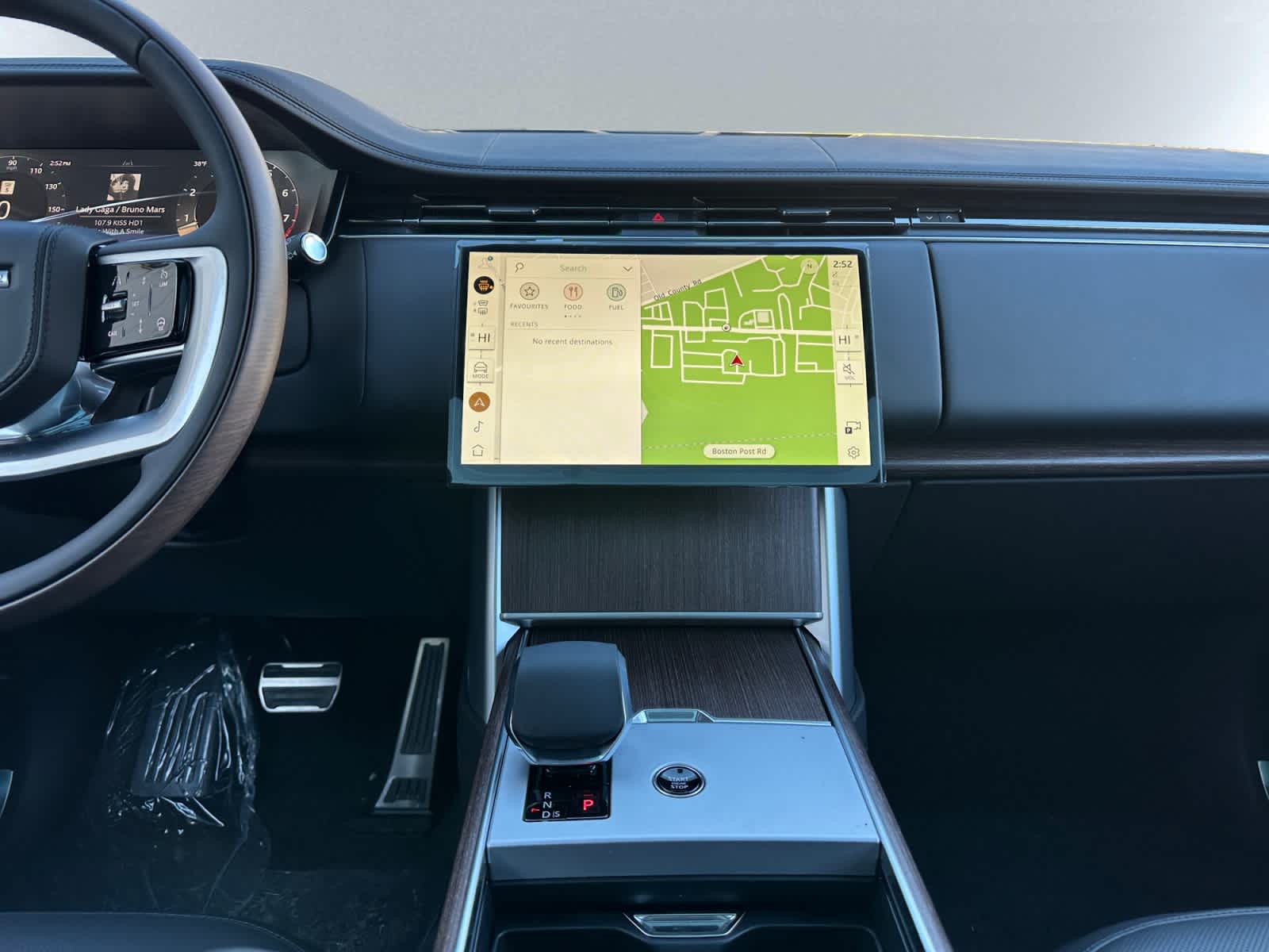 2026 Land Rover Range Rover SE - Photo 16