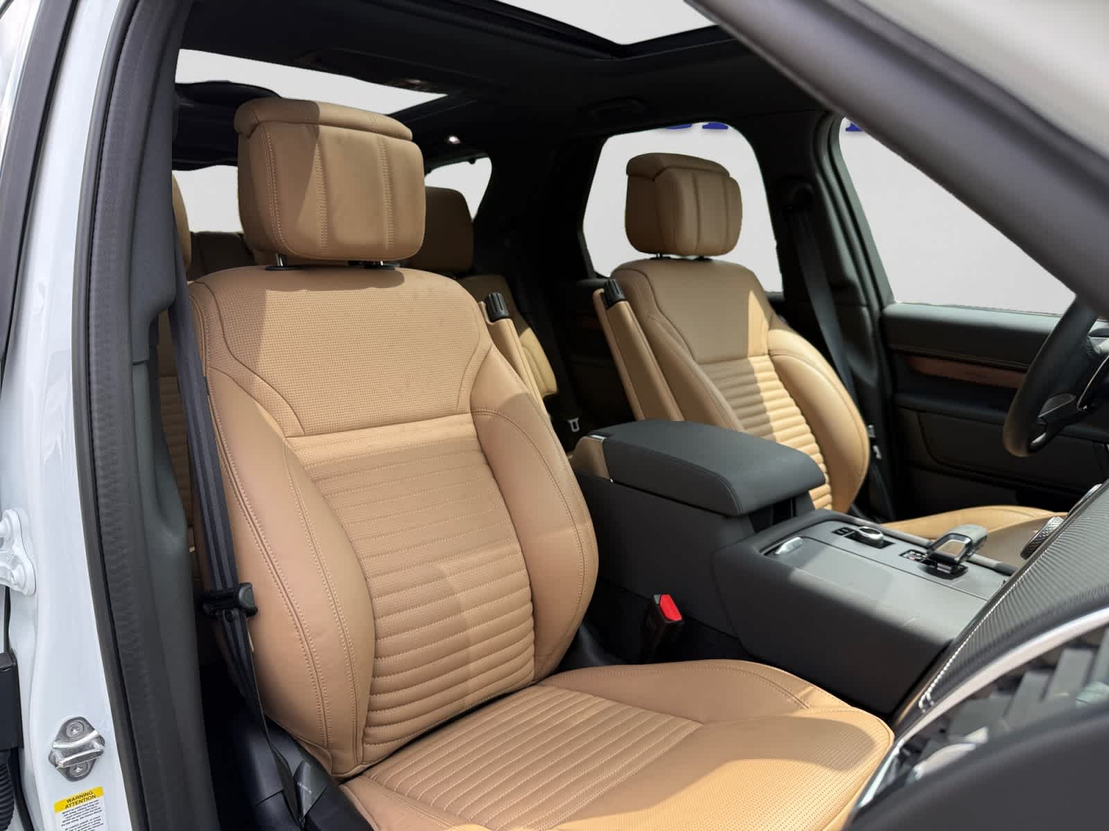 used 2025 Land Rover Discovery car, priced at $56,465