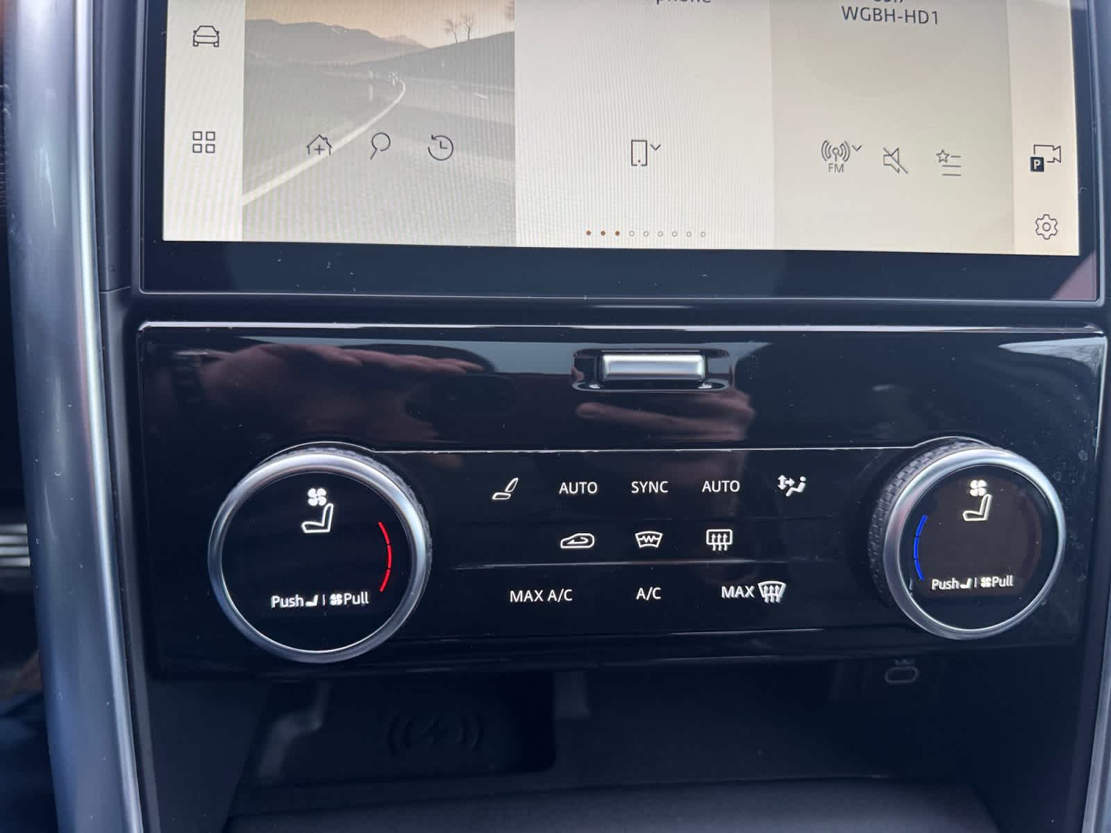 used 2021 Land Rover Discovery car, priced at $26,500