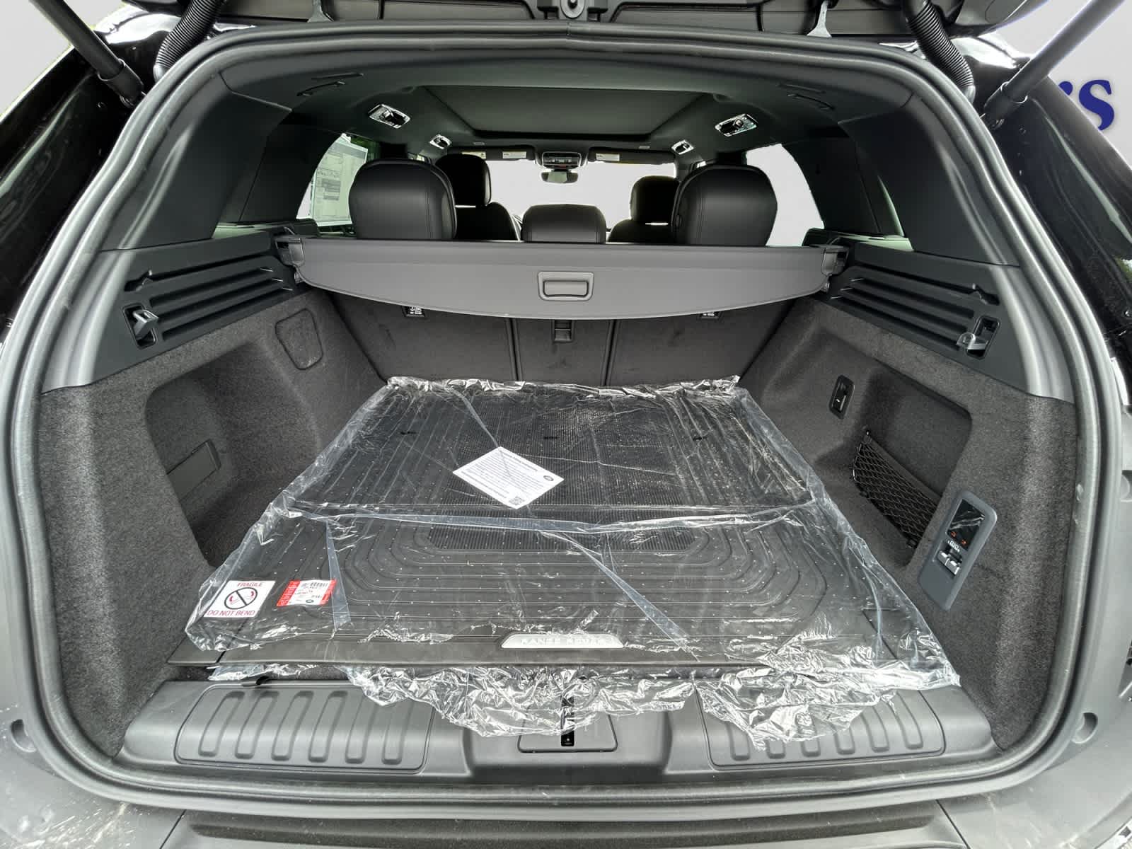 new 2026 Land Rover Range Rover Sport car, priced at $91,460