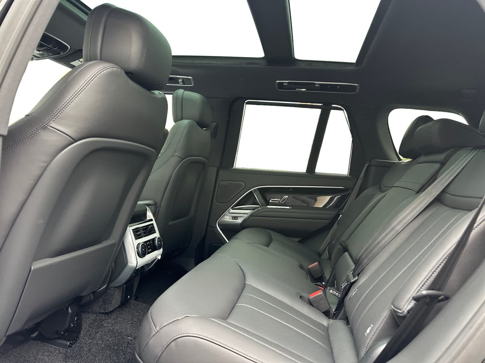 new 2025 Land Rover Range Rover car, priced at $126,030