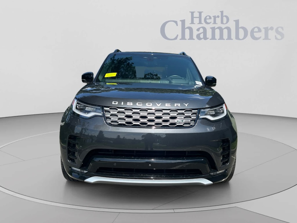 Certified 2025 Land Rover Discovery Metropolitan Edition SUV