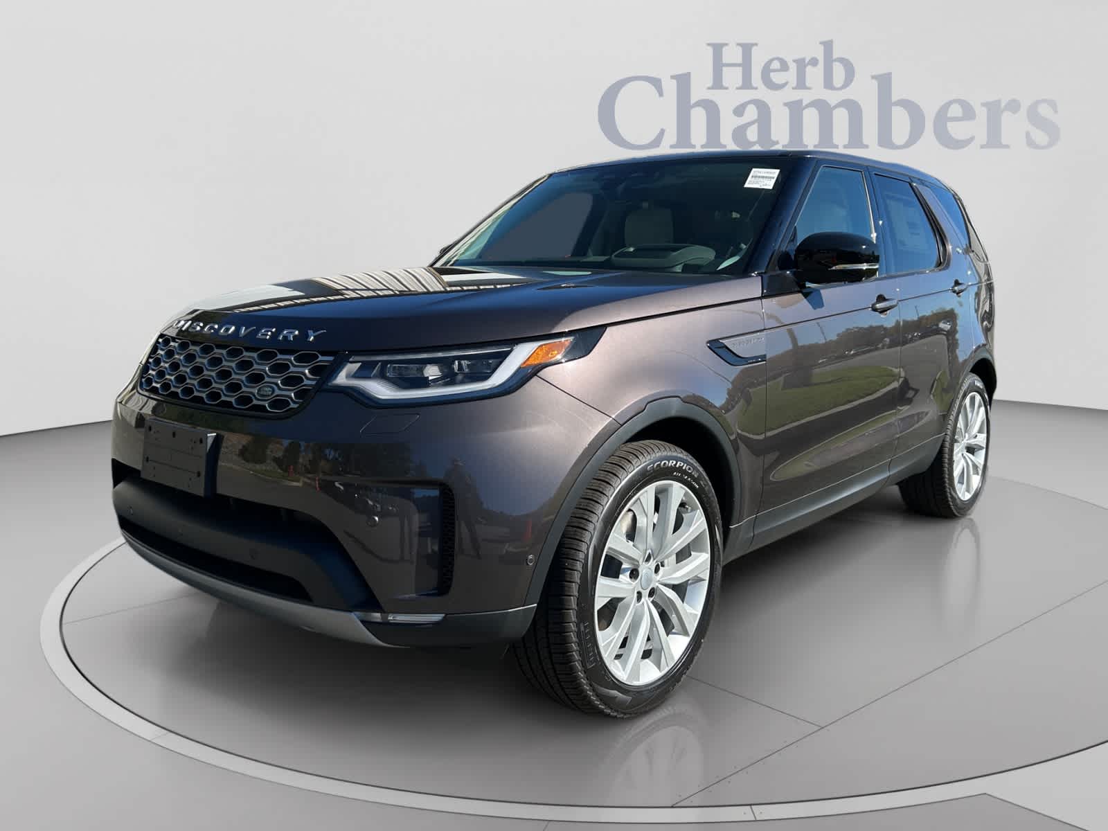 2026 Land Rover Discovery S SUV