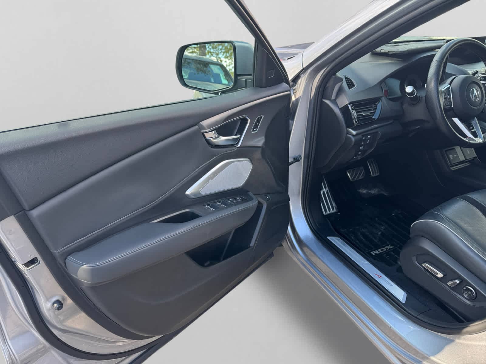 used 2021 Acura RDX car, priced at $28,000