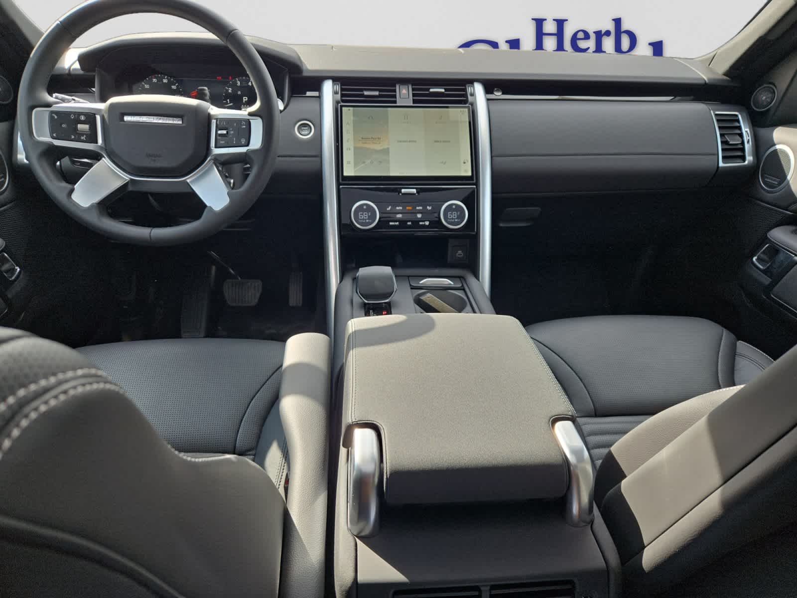 used 2025 Land Rover Discovery car, priced at $48,000