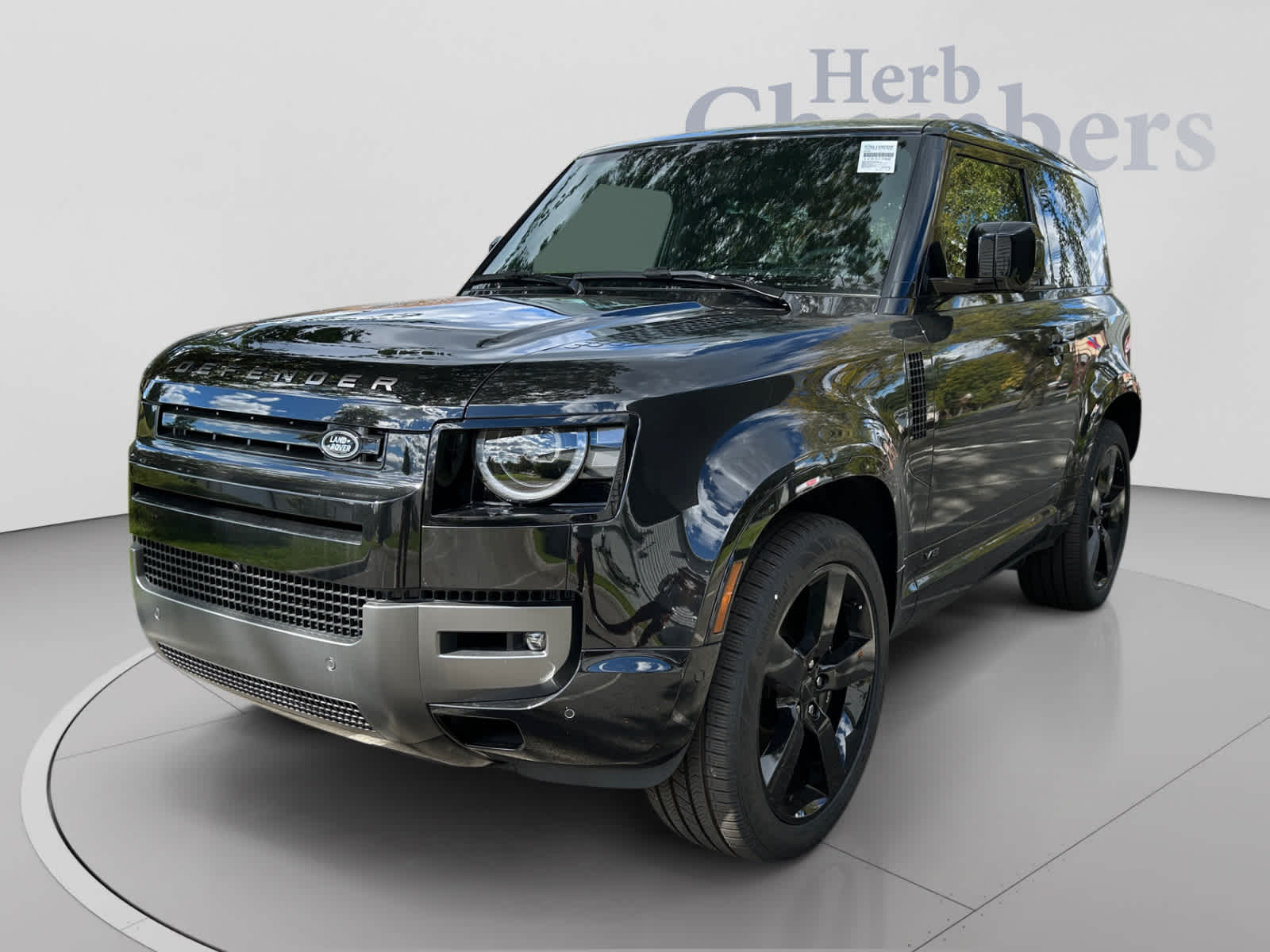 2026 Land Rover Defender 90 V8 SUV