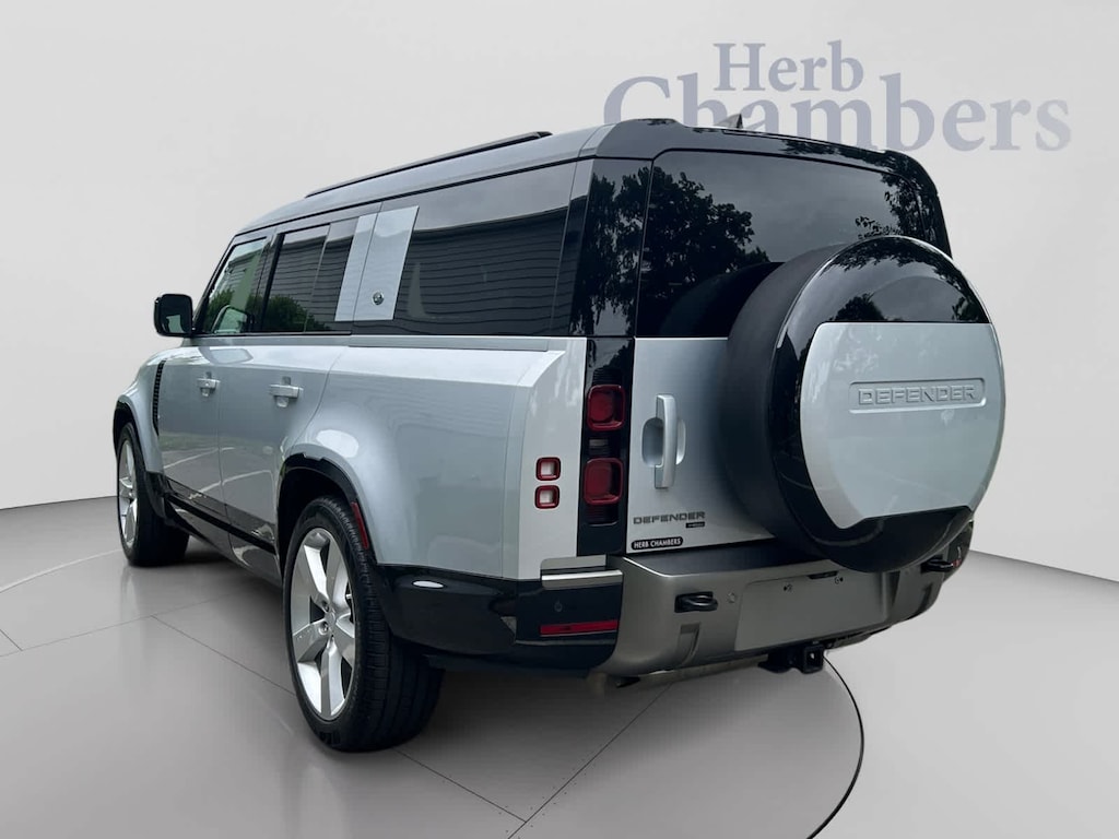 Used 2023 Land Rover Defender 130 X-Dynamic SE SUV