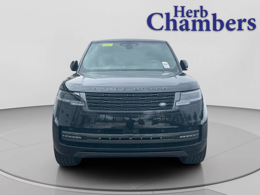 New 2026 Land Rover Range Rover SE SWB SUV