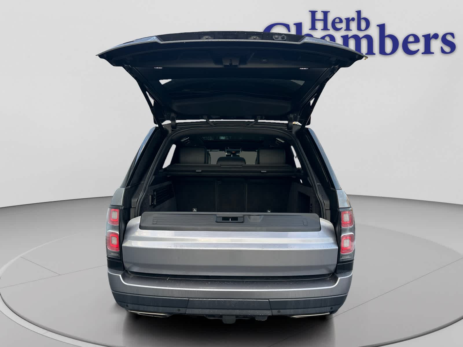 used 2020 Land Rover Range Rover car, priced at $39,000