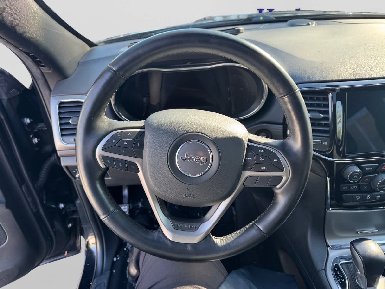 used 2021 Jeep Grand Cherokee car, priced at $25,000