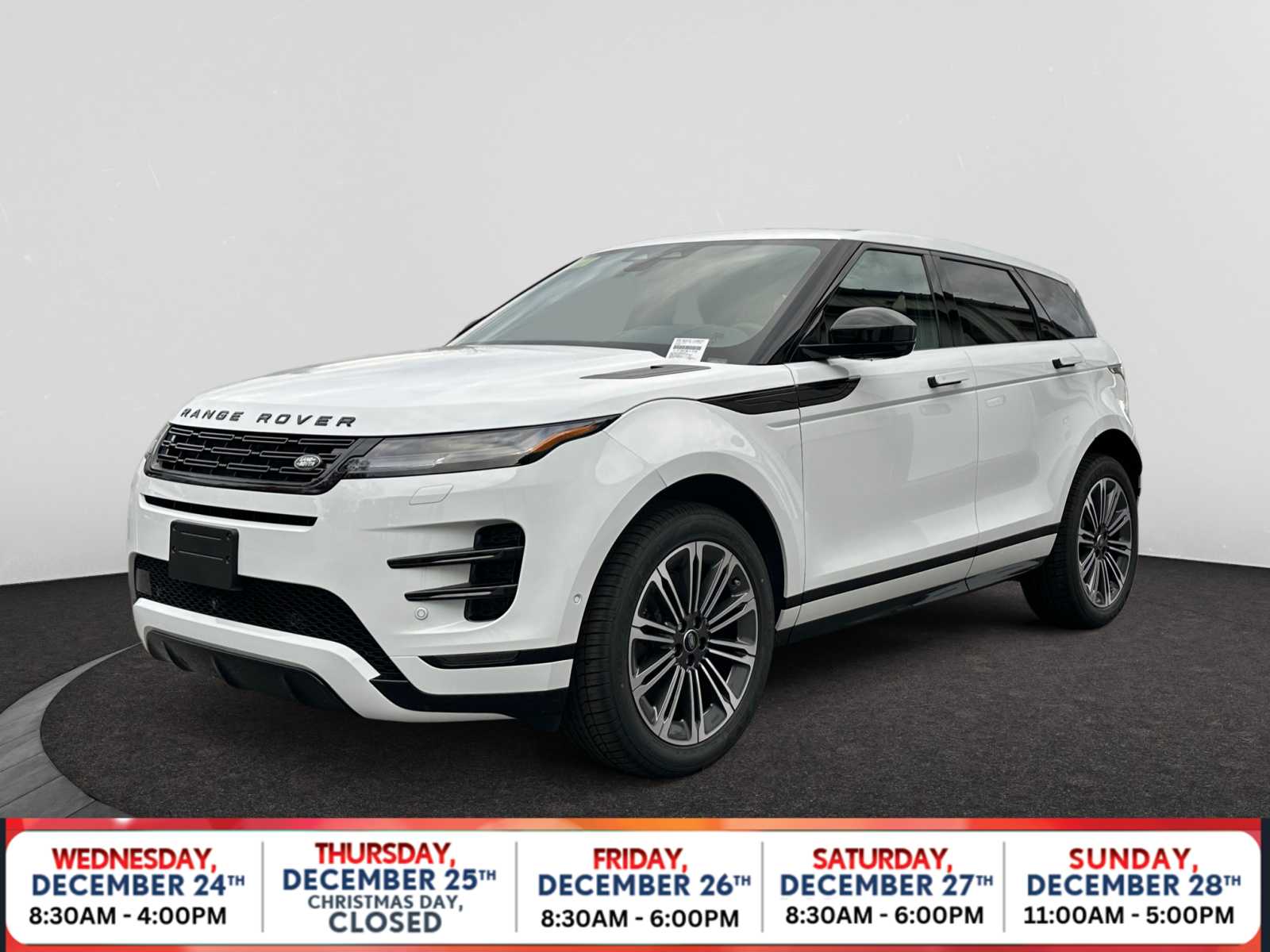 2026 Land Rover Range Rover Evoque Dynamic SE's photo