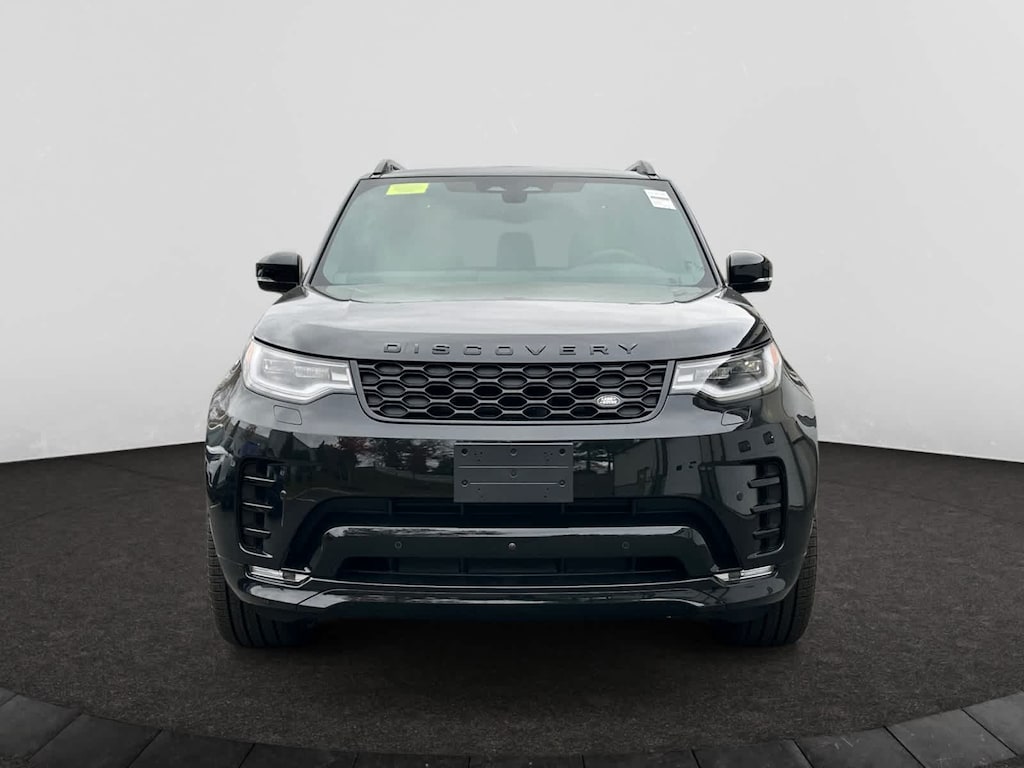 New 2026 Land Rover Discovery Dynamic SE SUV