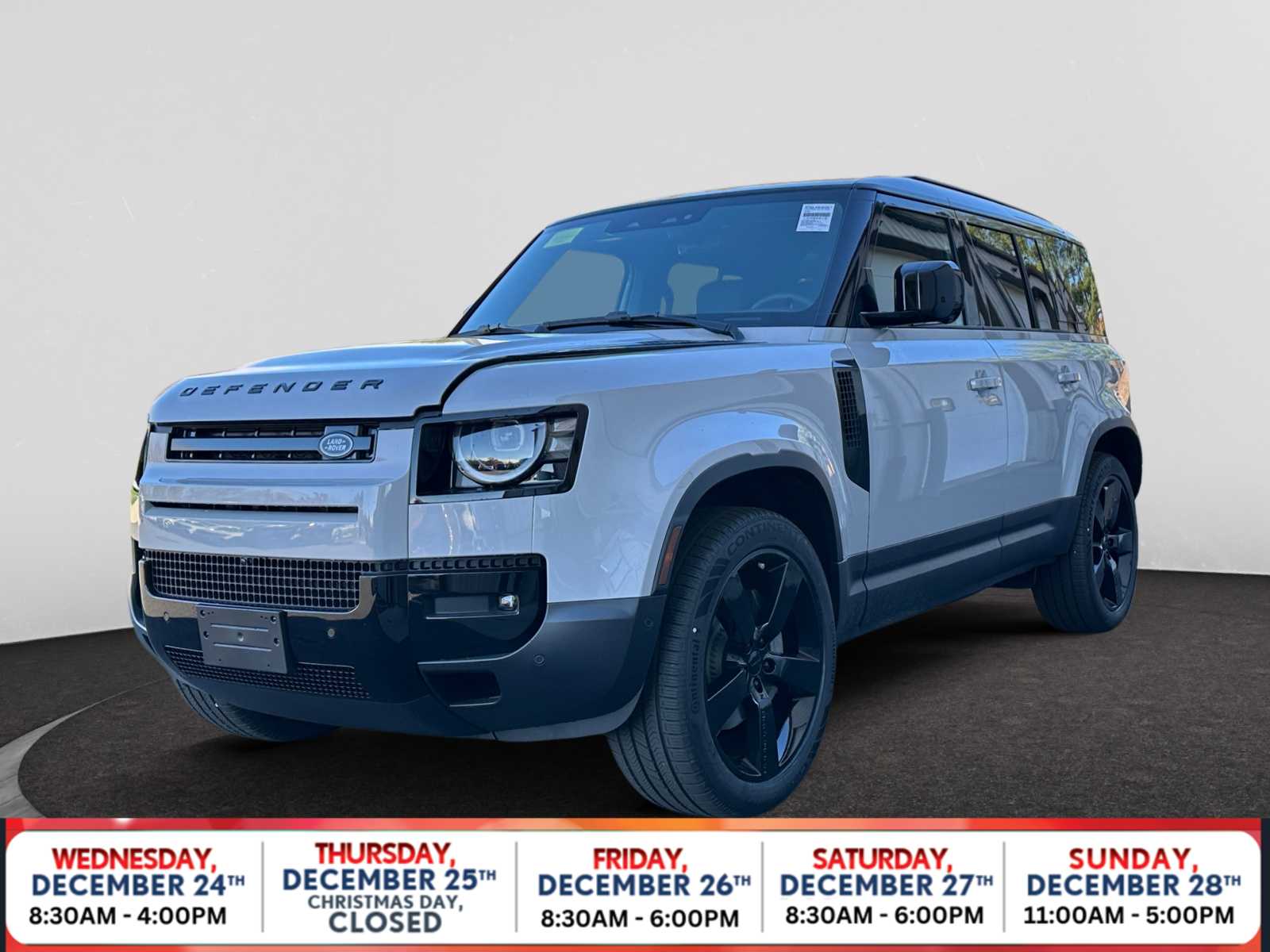 2026 Land Rover Defender S's photo