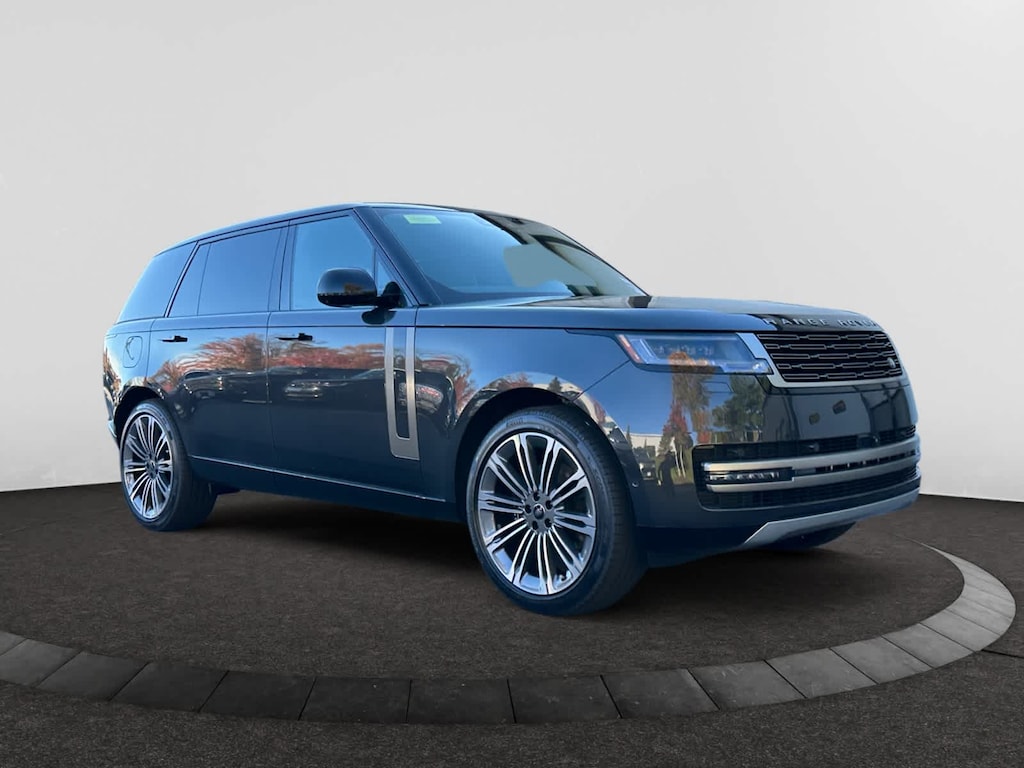 New 2025 Land Rover Range Rover SE 7 Seat LWB SUV