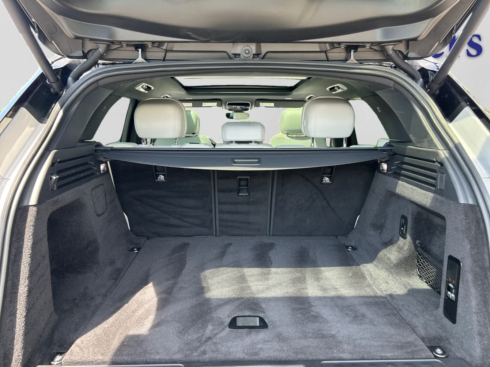 used 2024 Land Rover Range Rover Sport car, priced at $70,988