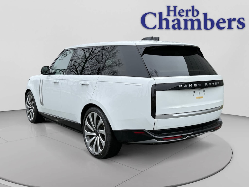 New 2026 Land Rover Range Rover Autobiography SWB SUV