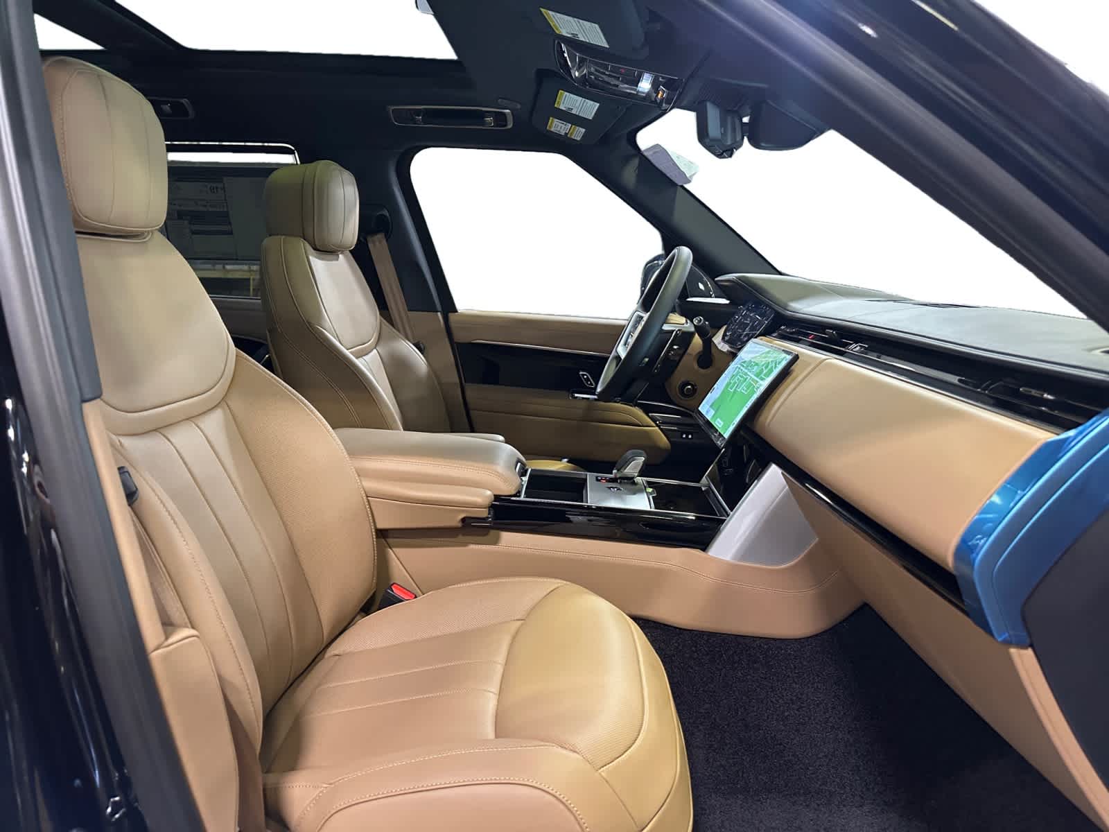 new 2025 Land Rover Range Rover car, priced at $149,025