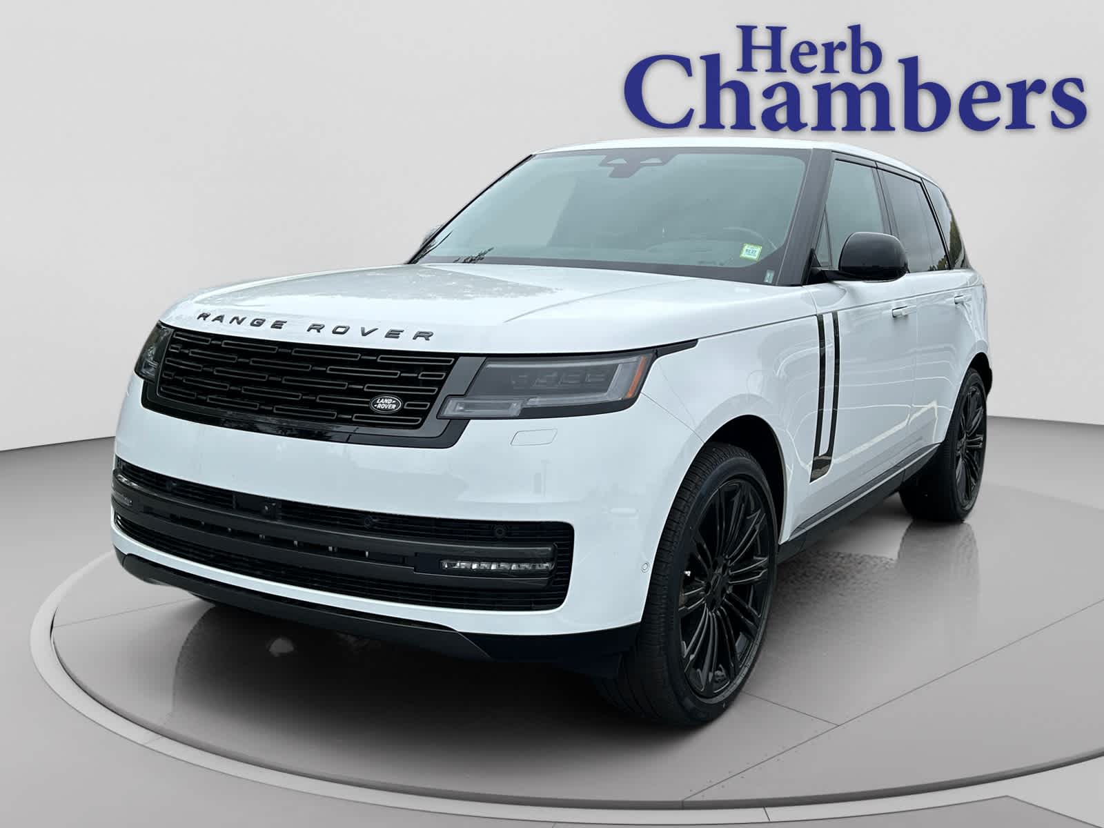 2026 Land Rover Range Rover 3.0 SE SWB's photo