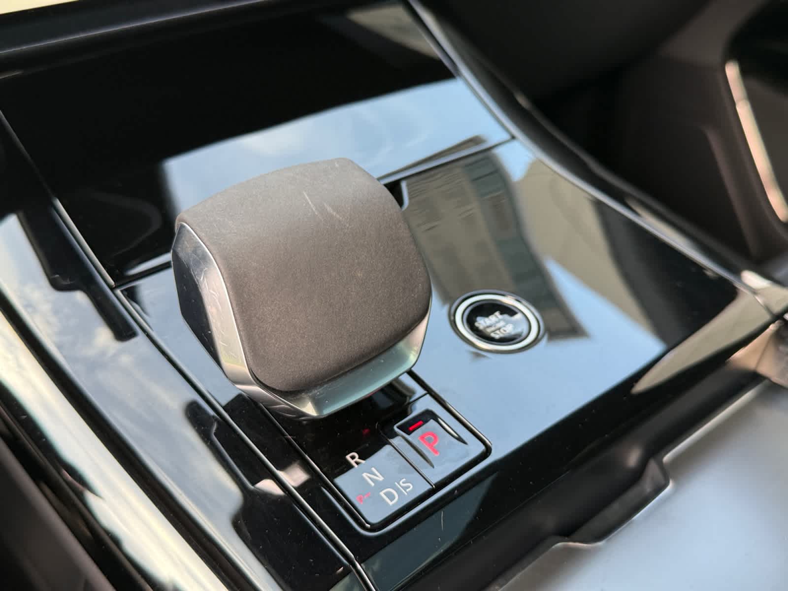 used 2024 Land Rover Range Rover Sport car, priced at $71,487