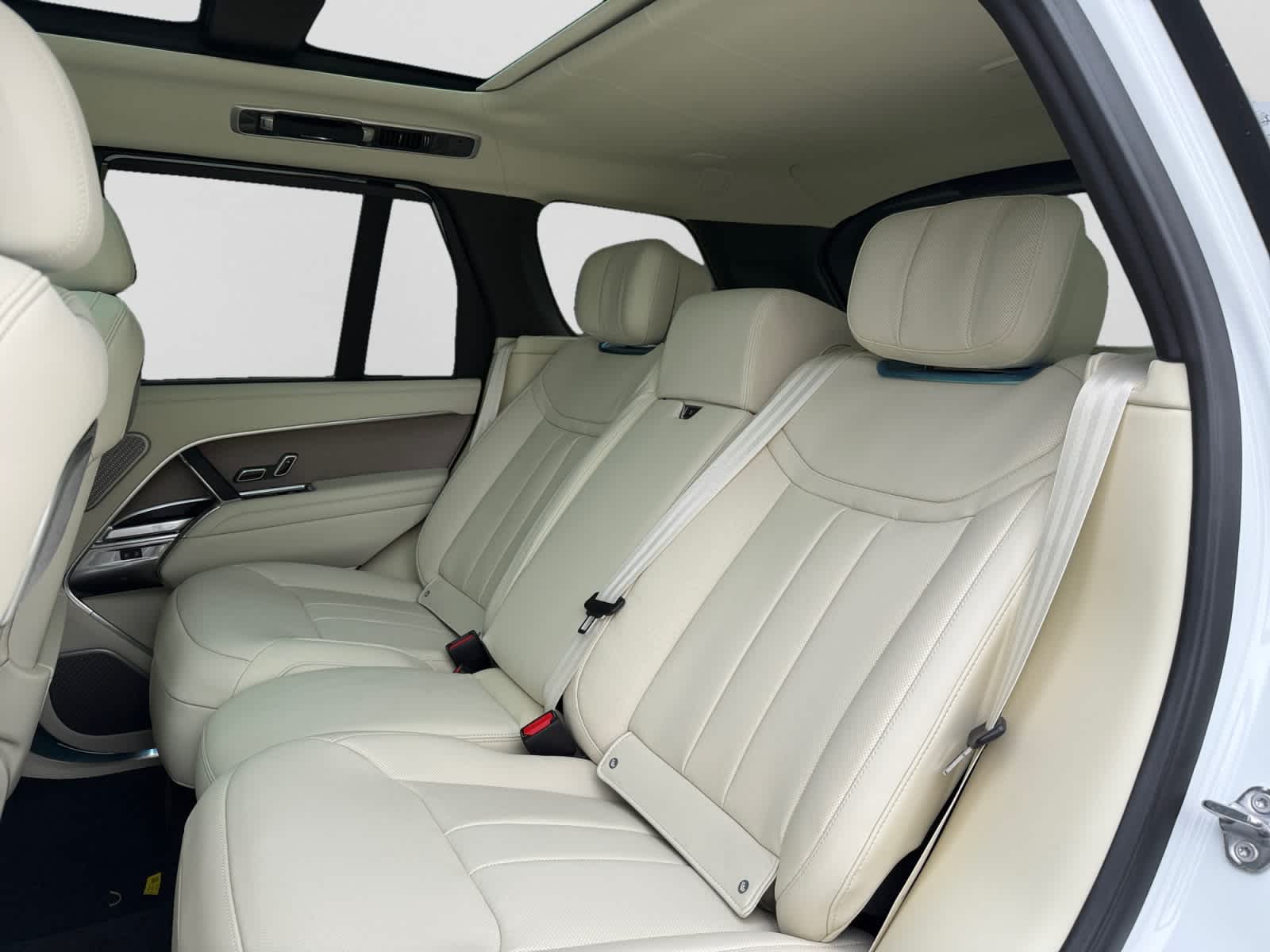 new 2026 Land Rover Range Rover car, priced at $186,535