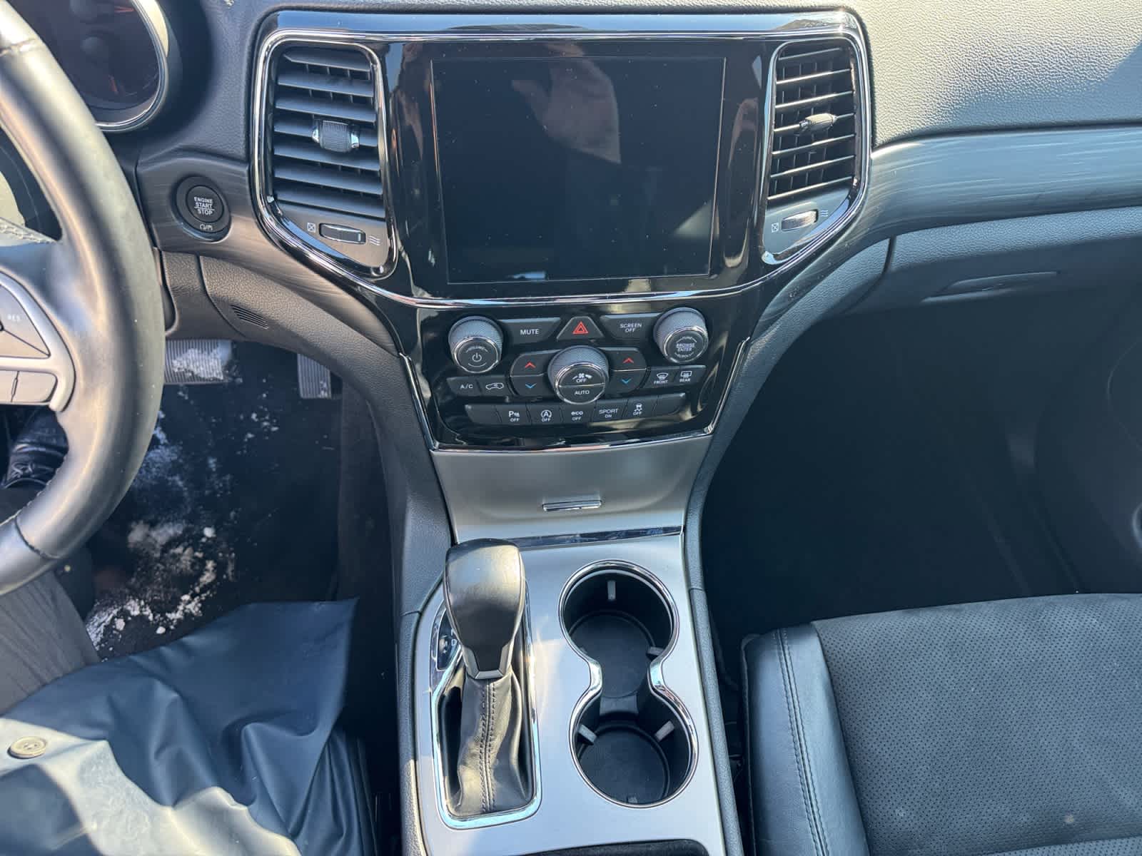 used 2021 Jeep Grand Cherokee car, priced at $25,000