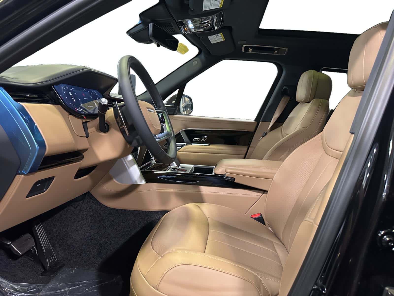 new 2025 Land Rover Range Rover car, priced at $149,025