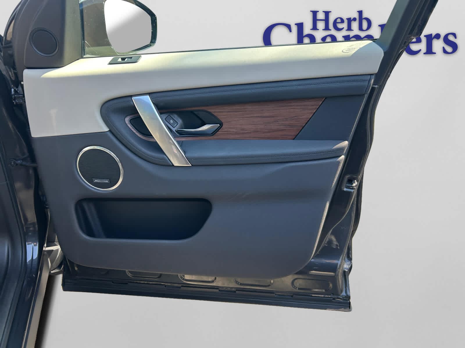 used 2025 Land Rover Discovery Sport car, priced at $37,500