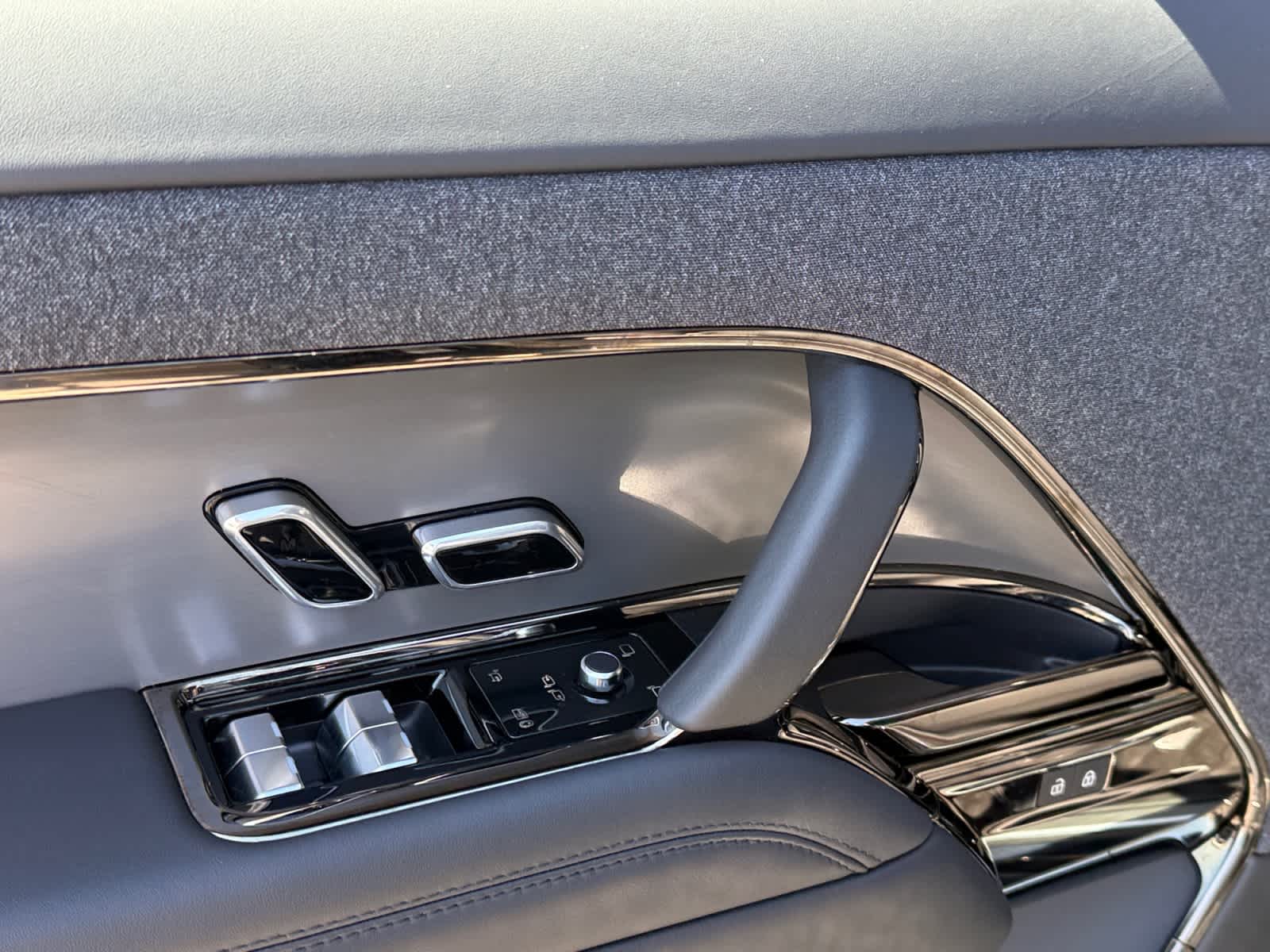 used 2023 Land Rover Range Rover Sport car, priced at $65,000