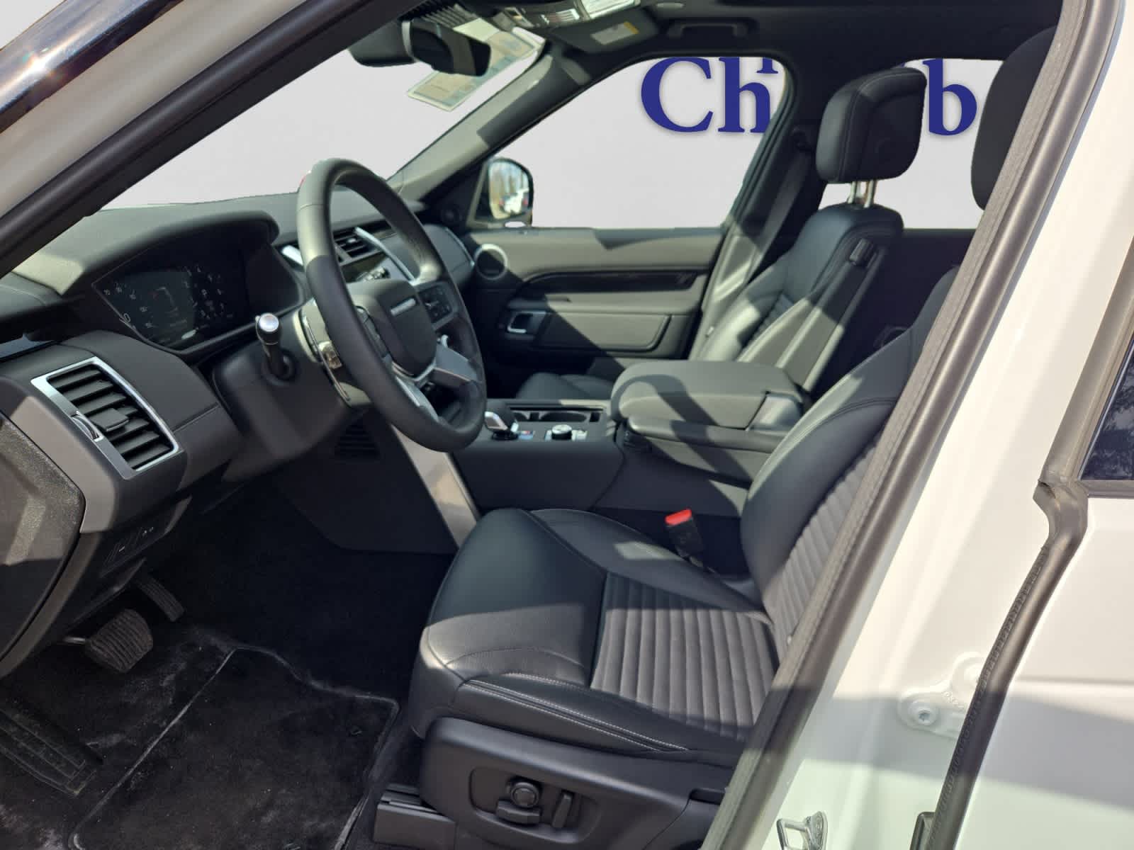 used 2025 Land Rover Discovery car, priced at $48,000