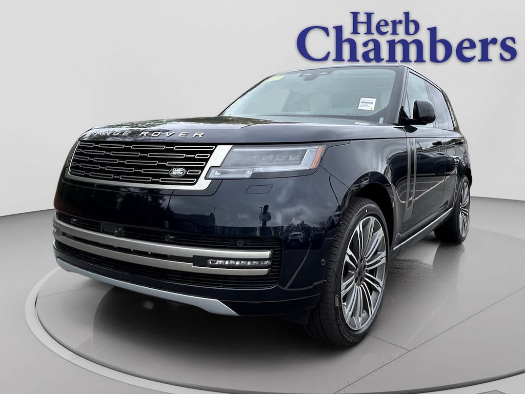 New 2026 Land Rover Range Rover SE SWB SUV