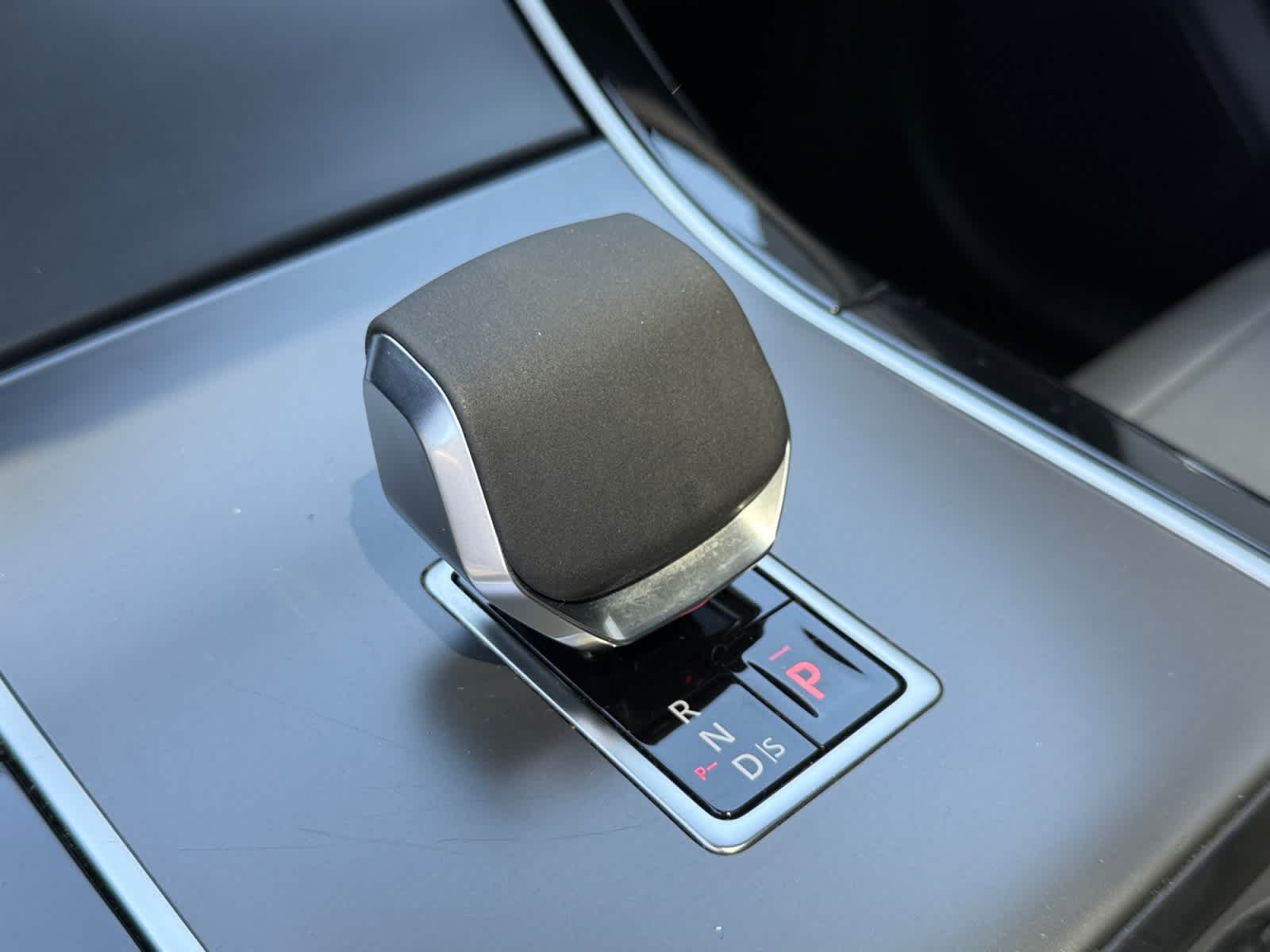 used 2025 Land Rover Range Rover Velar car, priced at $43,444