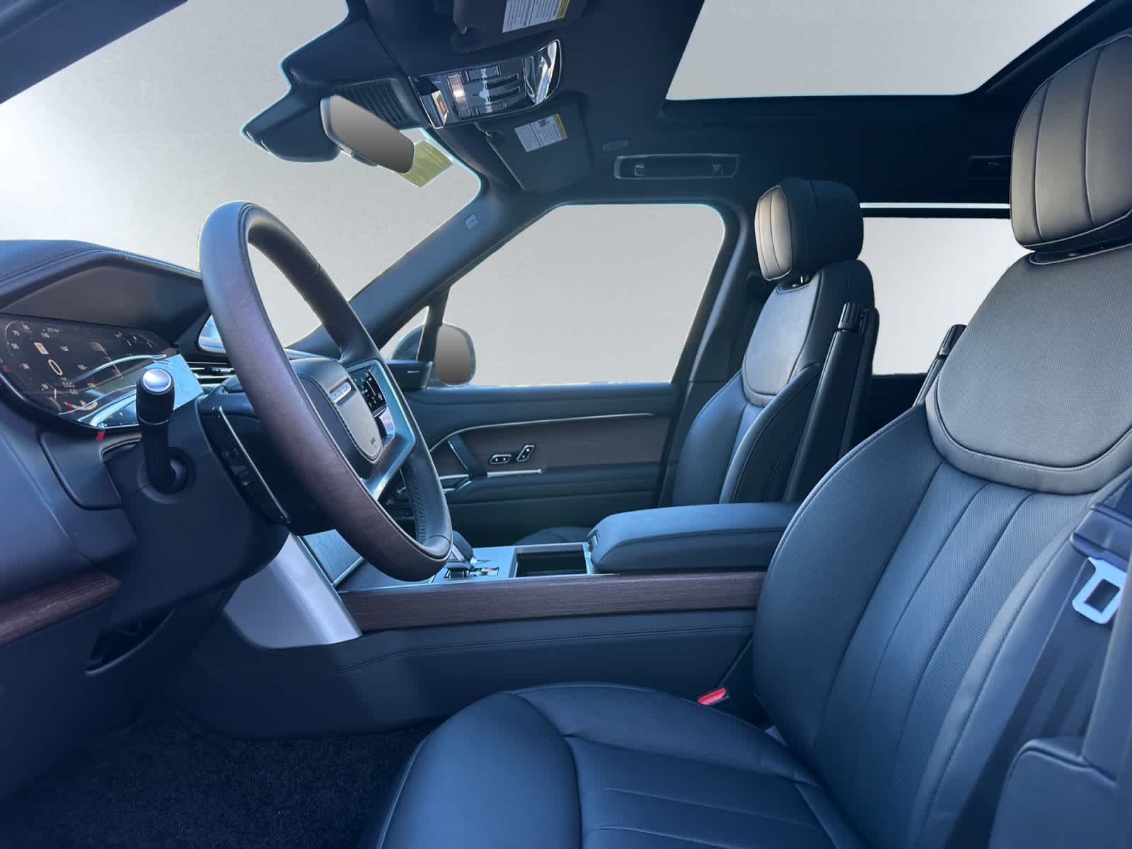 2026 Land Rover Range Rover SE - Photo 11