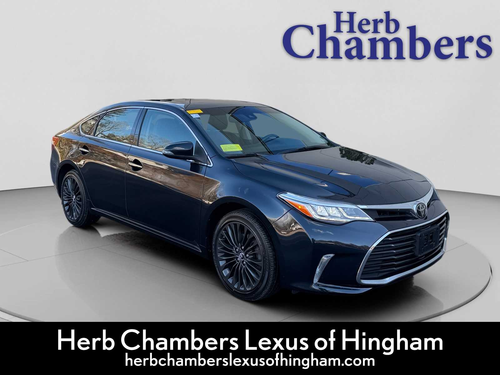 2017 Toyota Avalon Sedan 