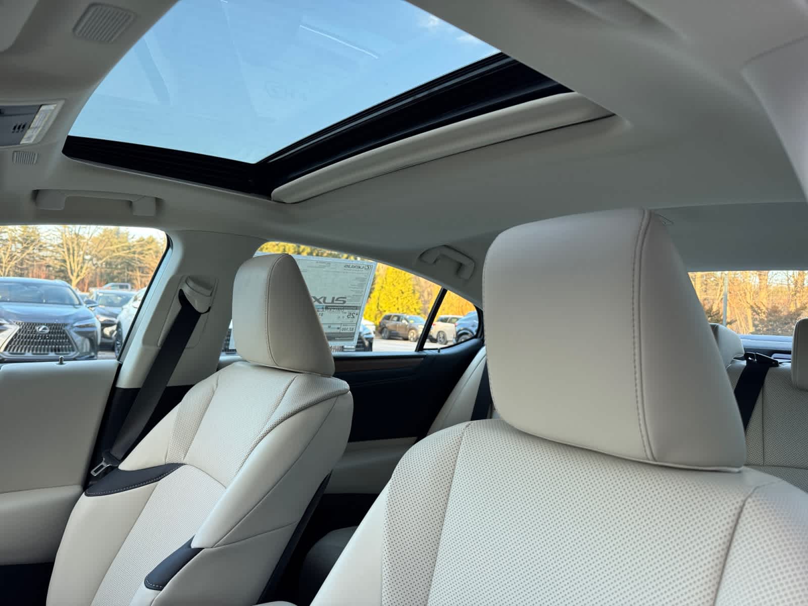 new 2025 Lexus ES car